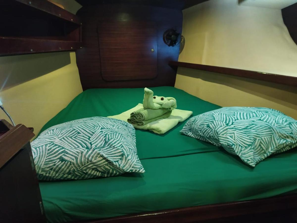 Imagine972 Martinique Bateau Hotel A Quai Le Marin 3 Cabines 3 Salles De Bains 6 Pers Maxi Esterno foto